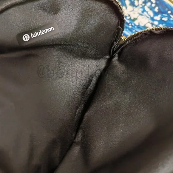 Lululemon gold All Night Festival Bag 5L - Picture 5 of 6